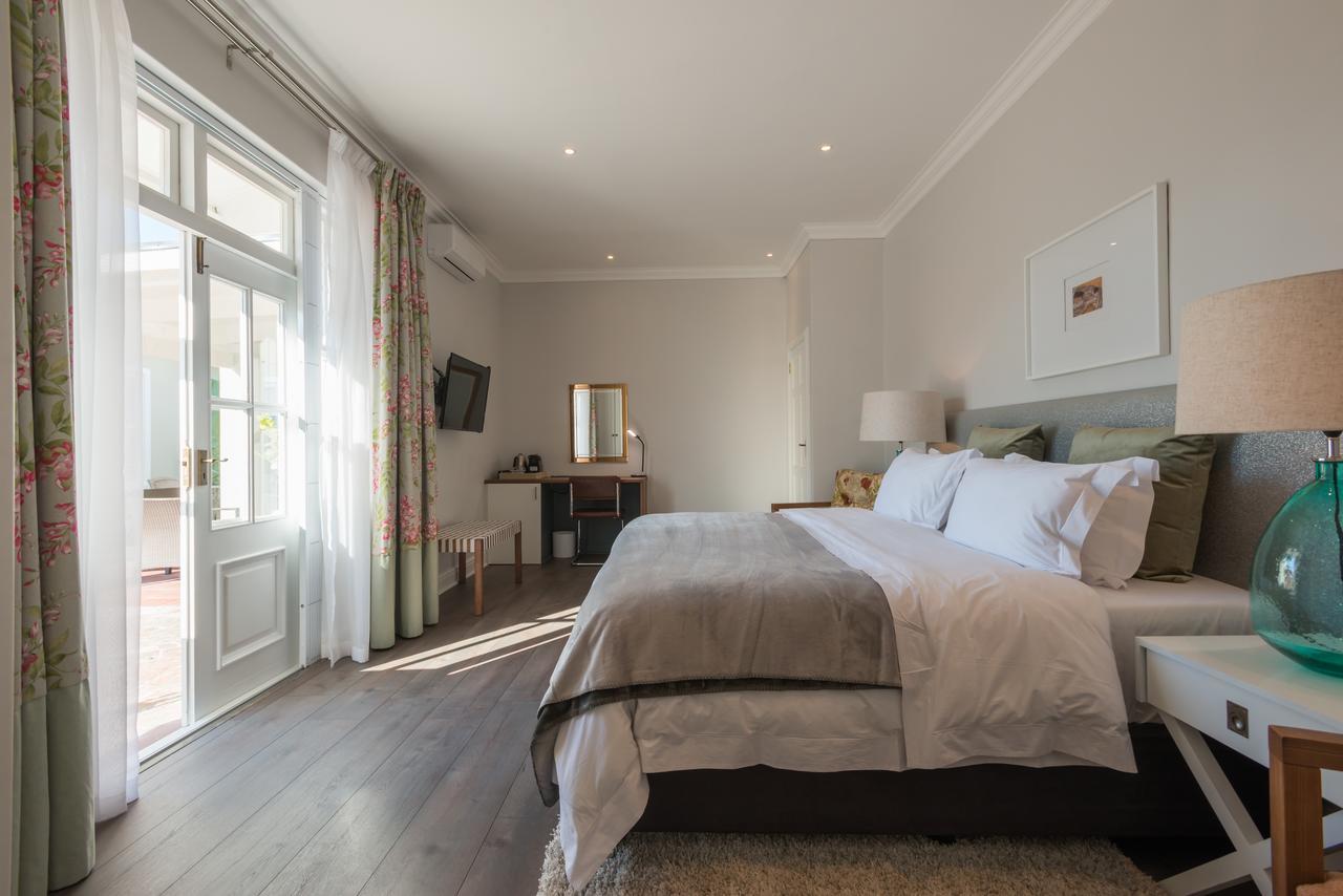 Waterstone Lodge Somerset West Exteriör bild