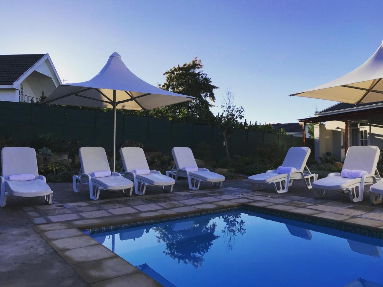 Waterstone Lodge Somerset West Exteriör bild